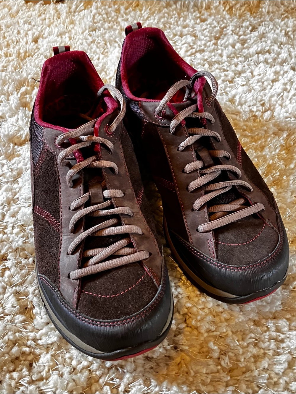 Women’s Dansko’s size 40